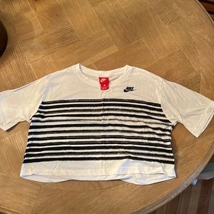Nike Crop Top Striped